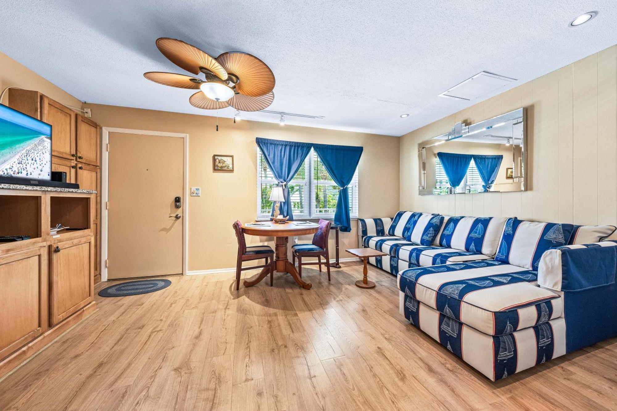 Gulf Holiday Siesta Key Exterior photo